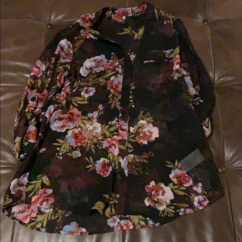 Beautiful top by Kut from the Kloth